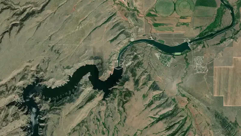 Satellite view of Bighorn Lake Yellowtail Dam and Powerplant reservoir, Montana, United States