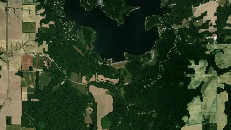 Satellite view of C. M. Harden Lake reservoir, Indiana, United States