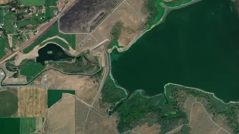 Satellite view of Cold Springs Reservoir and Dam reservoir, Oregon, United States