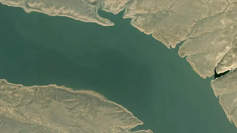 Satellite view of Fontenelle Reservoir Dam and Powerplant reservoir, Wyoming, United States
