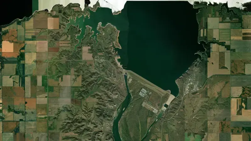 Satellite view of Garrison Dam & Reservoir reservoir, North Dakota, United States