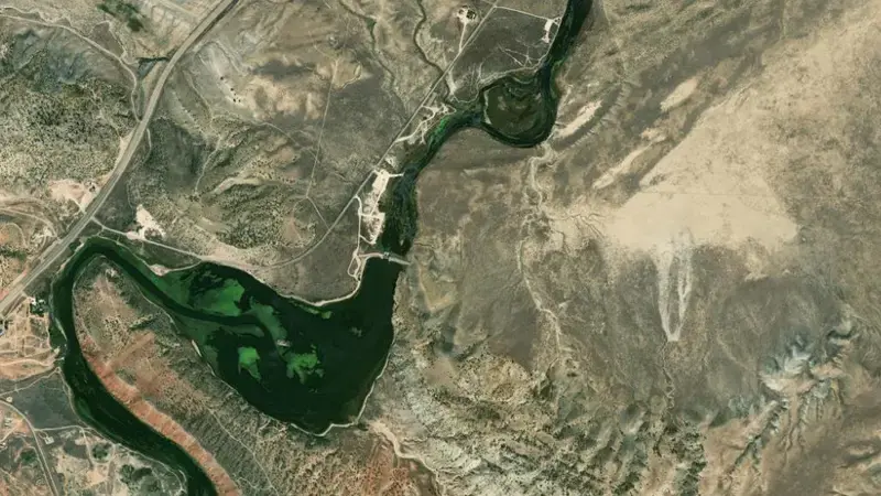Satellite view of Gray Reef Reservoir and Dam reservoir, Wyoming, United States