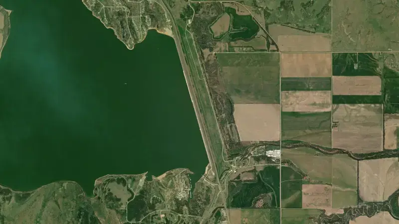 Satellite view of Kanopolis Dam & Reservoir reservoir, Kansas, United States