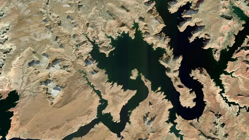 Satellite view of Lake Powell Glen Canyon Dam and Powerplant reservoir, Utah, United States