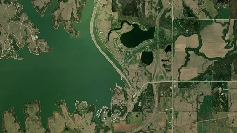 Satellite view of Melvern Dam & Reservoir reservoir, Kansas, United States