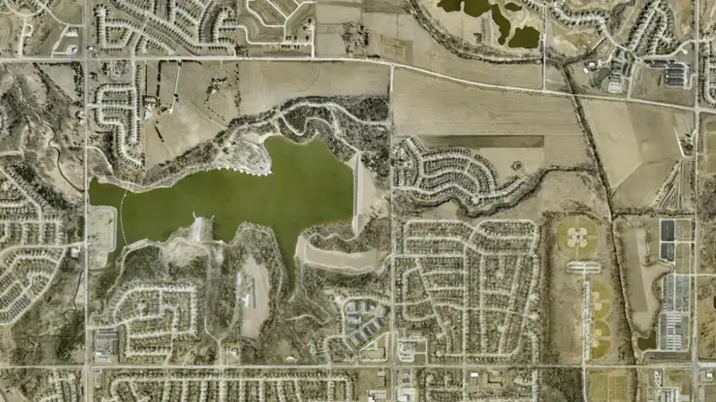 Satellite view of Papillion Creek Dam 16 reservoir, Nebraska, United States