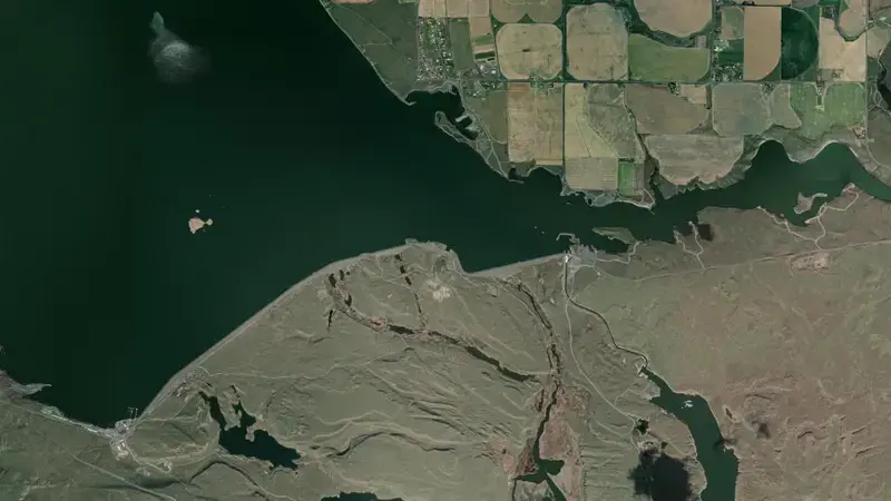 Satellite view of Potholes Reservoir and O'Sullivan Dam reservoir, Washington, United States