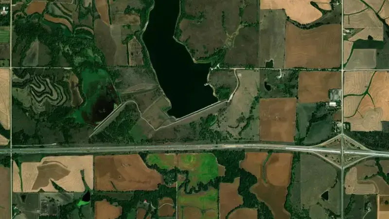 Satellite view of Salt Creek Dam 13 reservoir, Nebraska, United States