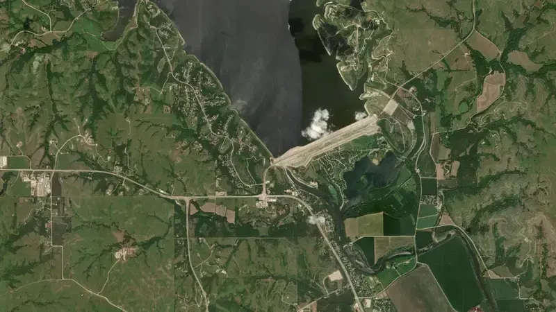 Satellite view of TUTTLE C LK NR MANHATTAN, KS reservoir, Kansas, United States