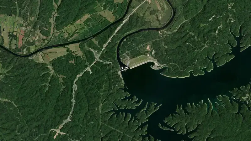 Satellite view of Wolf Creek Dam reservoir, Kentucky, United States