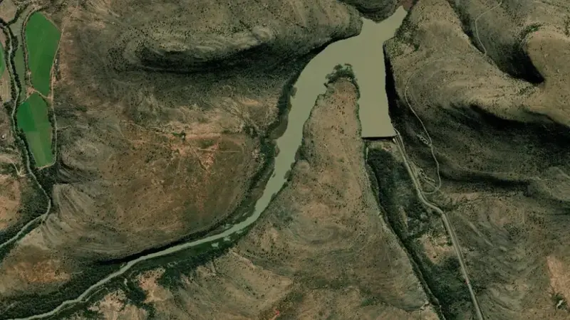 Satellite view of De Mistkraal Dam reservoir, Eastern Cape, South Africa