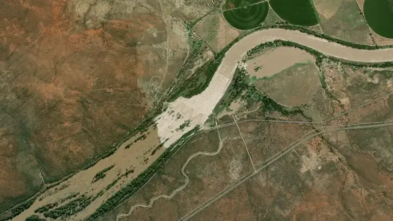 Satellite view of Douglas Weir Dam reservoir, Northern Cape, South Africa